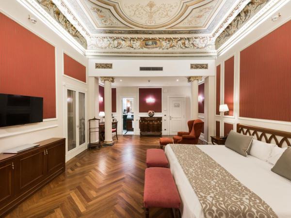 Catalonia Las Cortes : photo 2 de la chambre suite junior