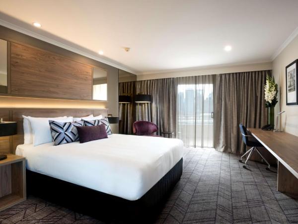 Rydges South Bank Brisbane : photo 1 de la chambre grande chambre lit queen-size deluxe - vue sur rivière