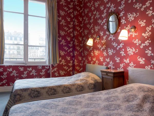 Hotel Esmeralda : photo 1 de la chambre chambre lits jumeaux - vue sur notre-dame