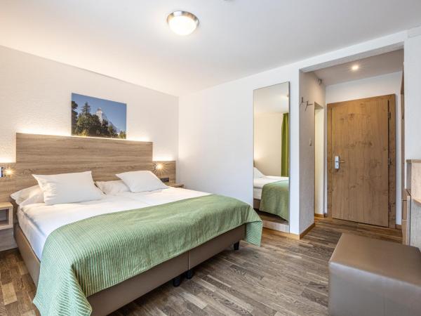 Hotel Bristol : photo 1 de la chambre petite chambre double avec vue sur la montagne