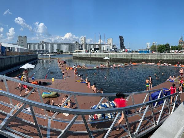 Marina Port de Québec 2 - Maison flottante : photo 3 de la chambre mobile home