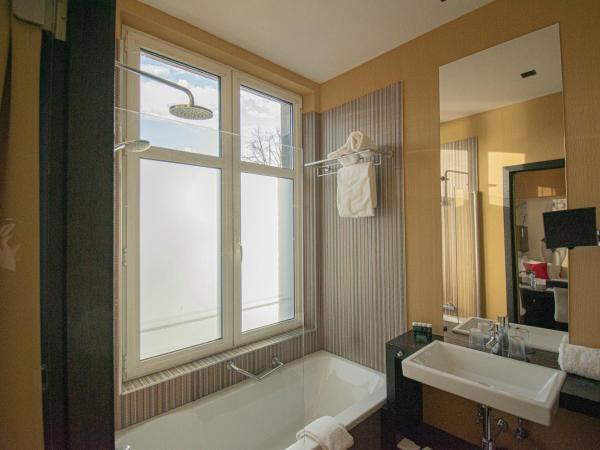 Hotel The Royal Snail : photo 6 de la chambre chambre double standard - côté rivière