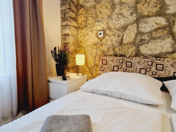 Balaton Apartman Füred : photo 4 de la chambre studio