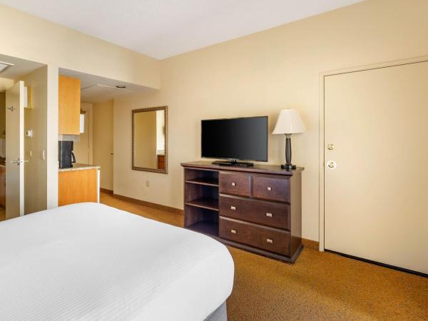 Hilton Vacation Club Polo Towers Las Vegas : photo 3 de la chambre studio 1 lit queen-size escamotable avec balcon