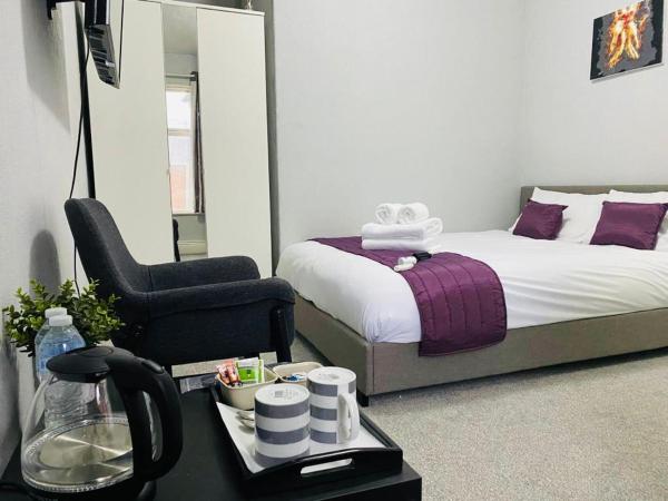 Blackpool - Seaside : photo 1 de la chambre chambre double avec salle de bains privative