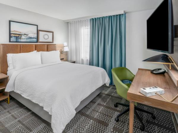Staybridge Suites Denver - Cherry Creek, an IHG Hotel : photo 4 de la chambre suite 2 chambres deluxe avec 3 lits queen-size
