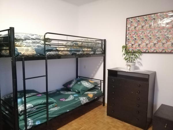 Ewa Dom : photo 2 de la chambre lit superposé dans dortoir mixte