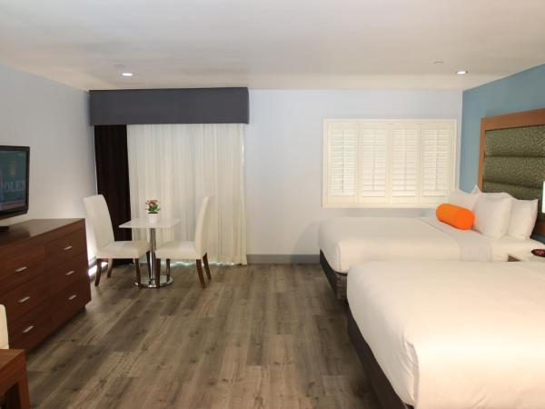 BLVD Hotel & Studios- Walking Distance to Universal Studios Hollywood : photo 7 de la chambre suite avec 2 lits queen-size
