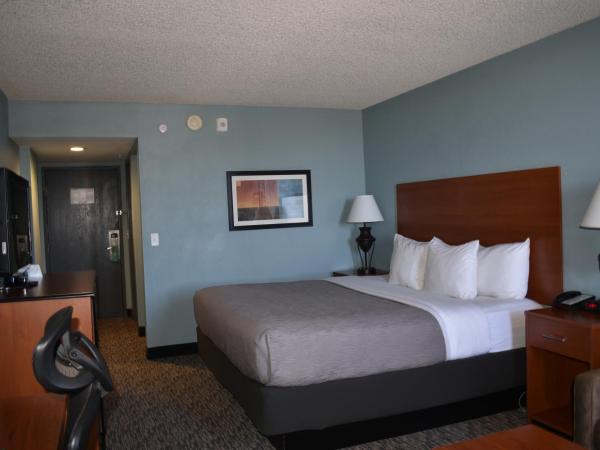 Quality Inn & Suites Garden Of The Gods : photo 4 de la chambre chambre lit king-size standard