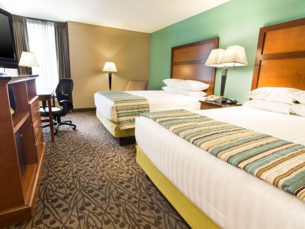 Drury Inn & Suites Atlanta Airport : photo 1 de la chambre chambre deluxe avec 2 lits queen-size