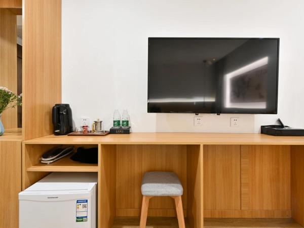 Xingshe Alley Courtyard Hotel Beijing Wangfujing Forbidden City Branch : photo 5 de la chambre chambre familiale