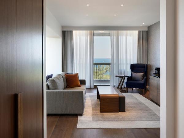 Makedonia Palace : photo 4 de la chambre suite deluxe - vue sur mer