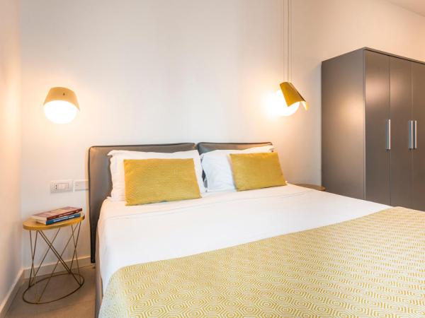 Cortese : photo 8 de la chambre suite lit king-size - vue sur mer