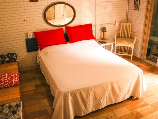 Casa da Cacaia e do Henrique : photo 4 de la chambre chambre double