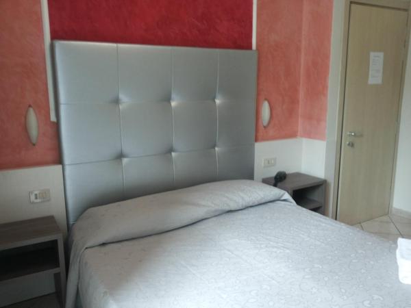 Hotel Le Querce : photo 4 de la chambre chambre double