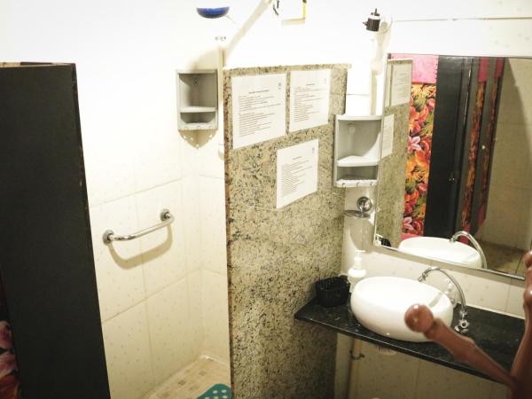 Casa da Cacaia e do Henrique : photo 9 de la chambre lit dans dortoir mixte de 8 lits 