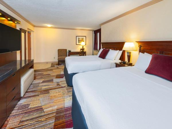 Royal Canadian Lodge : photo 4 de la chambre chambre standard avec 2 lits queen-size