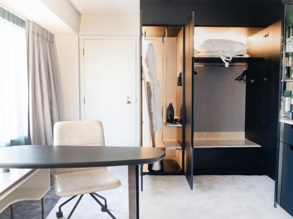 InterContinental Wellington, an IHG Hotel : photo 2 de la chambre chambre lit king-size premium avec vue sur le port