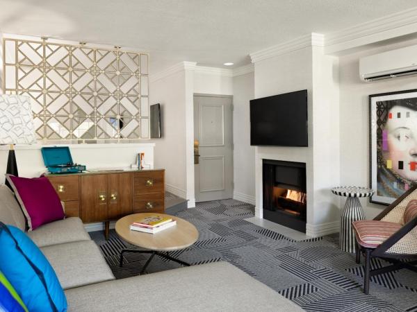 Le Parc at Melrose : photo 5 de la chambre suite deluxe avec lit king-size