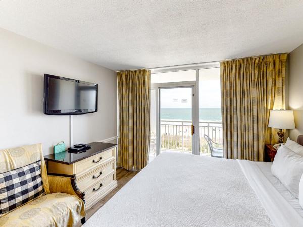 Camelot by the Sea - Oceana Resorts Vacation Rentals : photo 6 de la chambre studio lit king-size avec vue sur l'océan