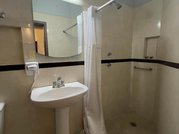 Hotel Principal : photo 4 de la chambre chambre lit king-size standard