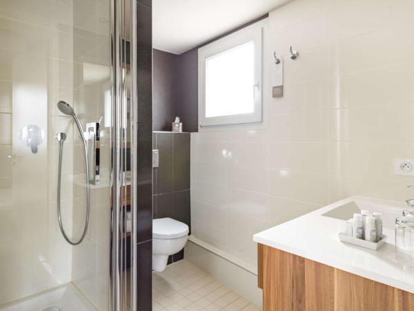 Best Western Hotel Atrium Valence : photo 2 de la chambre chambre lit king-size standard - non-fumeurs