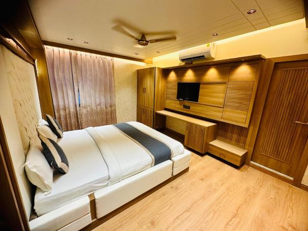 Hotel Safari : photo 6 de la chambre chambre lit king-size