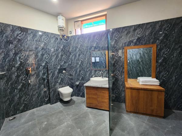 Serenity Hill Resort & Spa - Best resort in Udaipur : photo 6 de la chambre chambre deluxe