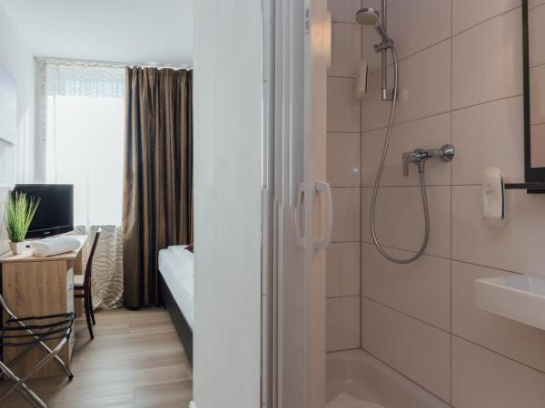 Hotel Hanseat Hamburg : photo 2 de la chambre chambre simple standard