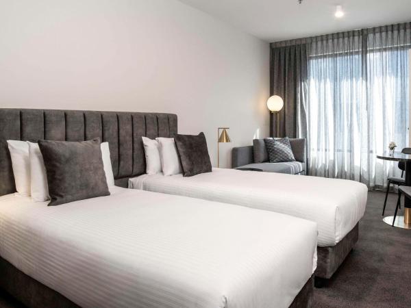 Mantra Tonsley Adelaide : photo 1 de la chambre chambre lits jumeaux