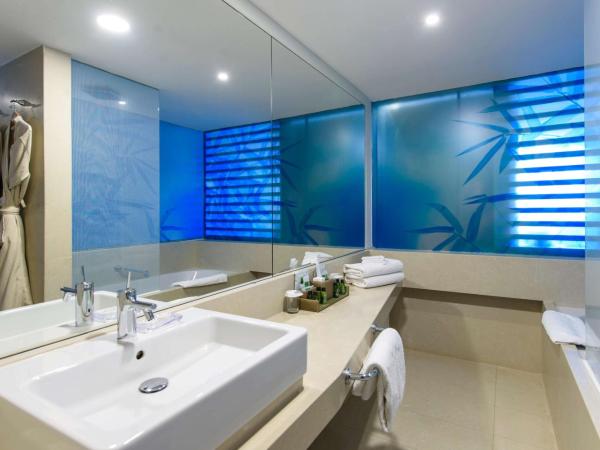 Rixos Premium Dubrovnik : photo 1 de la chambre chambre lits jumeaux supérieure - vue sur mer