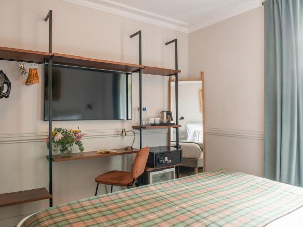 Hôtel De La Porte Dorée : photo 6 de la chambre chambre double premium