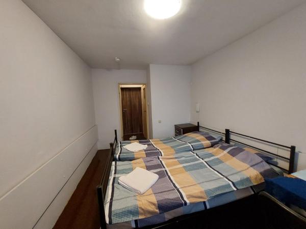 Ośrodek Wypoczynkowo-Hotelowy PRZĄŚNICZKA : photo 6 de la chambre chambre double avec salle de bains privative