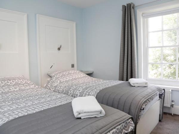 Churchill Brighton : photo 1 de la chambre chambre lits jumeaux avec salle de bains privative