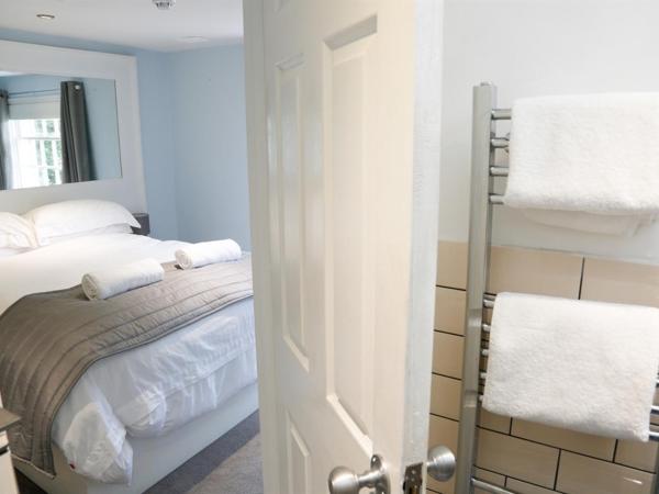 Churchill Brighton : photo 3 de la chambre chambre double avec salle de bains privative