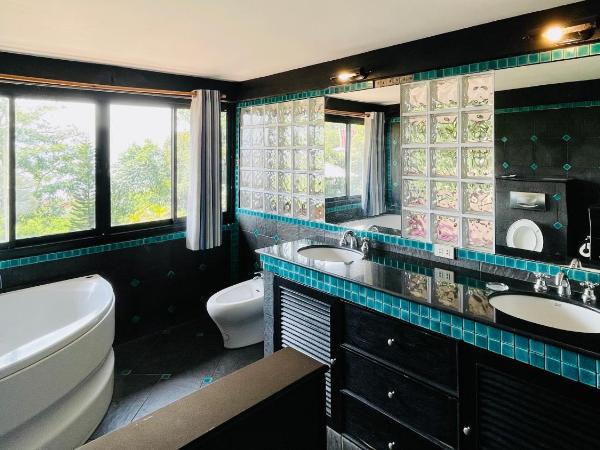 Sojourn 7 bedroom #villa #Full Moon#haadrin : photo 1 de la chambre chambre double deluxe - vue sur mer