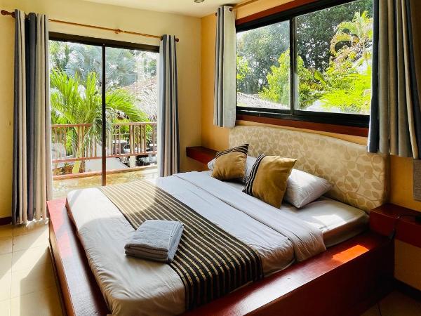 Sojourn 7 bedroom #villa #Full Moon#haadrin : photo 8 de la chambre chambre quadruple supérieure