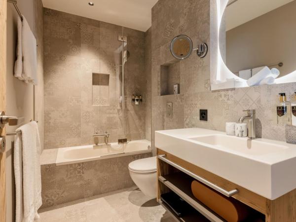 Postresidenz am See : photo 5 de la chambre suite 1 chambre - vue sur ville