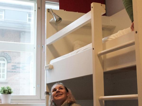 Dream Hostel & Hotel Tampere : photo 2 de la chambre lit dans dortoir pour femmes de 4 lits