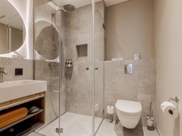 Postresidenz am See : photo 1 de la chambre chambre deluxe double ou lits jumeaux