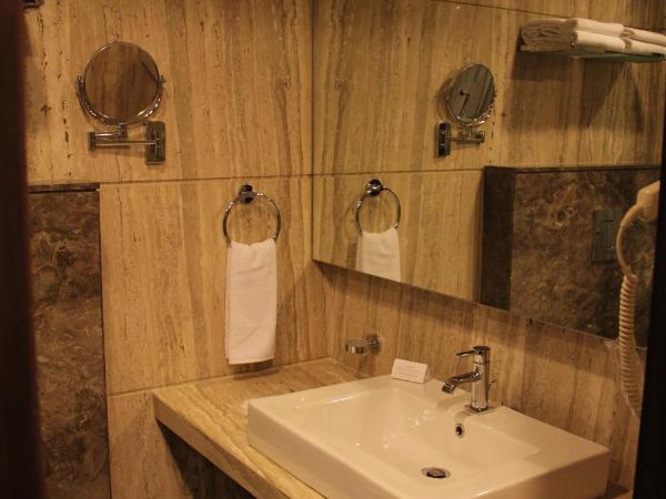 The Nanee Suites : photo 2 de la chambre chambre double ou lits jumeaux premium