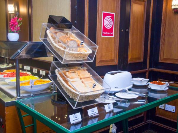 Marco Polo Hotel : photo 1 de la chambre chambre double deluxe (2 adultes + 1 enfant)