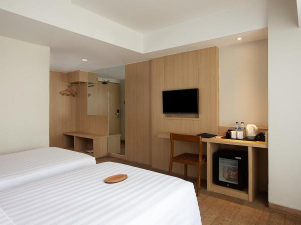 Aveta Hotel Malioboro : photo 2 de la chambre chambre supérieure