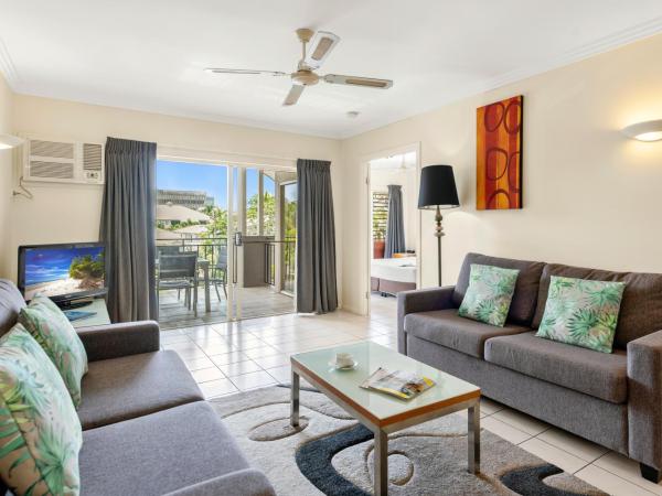 Bay Village Tropical Retreat & Apartments : photo 5 de la chambre appartement 2 chambres