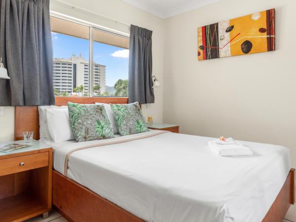 Bay Village Tropical Retreat & Apartments : photo 9 de la chambre appartement 3 chambres