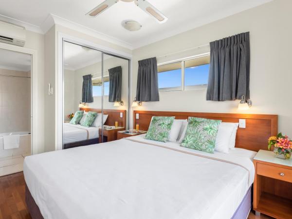 Bay Village Tropical Retreat & Apartments : photo 8 de la chambre appartement 3 chambres