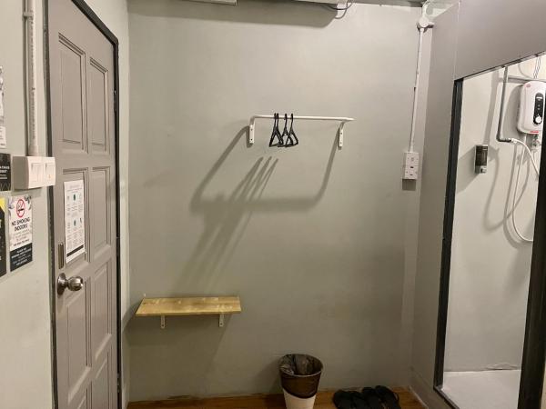 GRAYHAUS SOHO Ipoh : photo 9 de la chambre chambre triple avec salle de bains commune