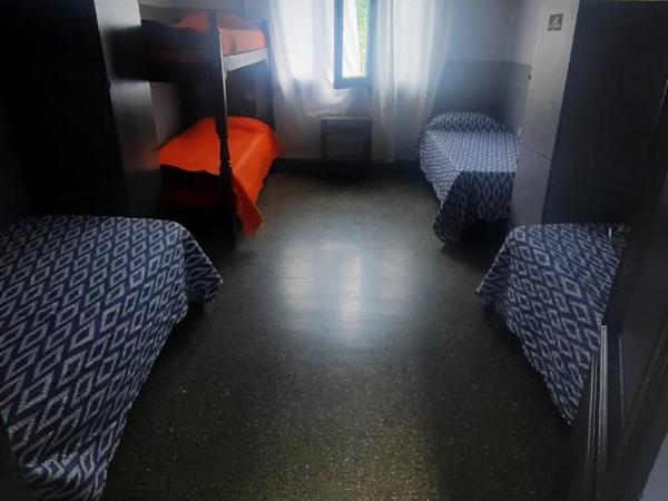 La Covacha Youth Hostel : photo 3 de la chambre lit simple dans dortoir mixte