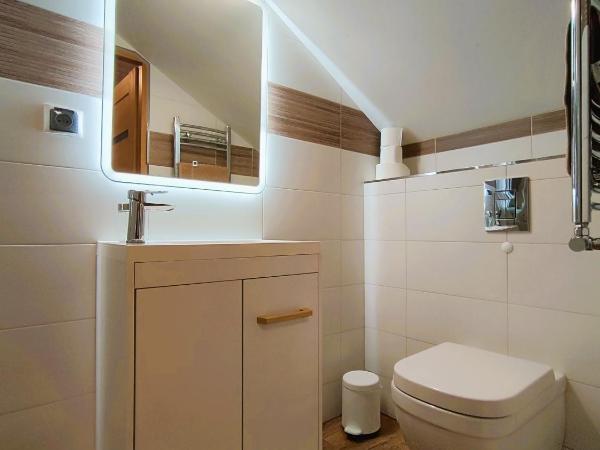 Zielony Zakątek Karpacz Apartamenty : photo 3 de la chambre chambre triple