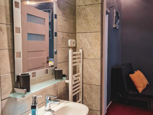 Hotel 108 : photo 10 de la chambre chambre double ou lits jumeaux confort 